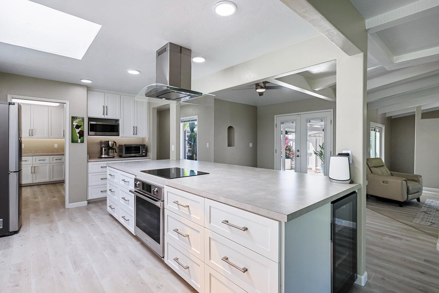1381 E Revere Rd, Fresno, CA 93720