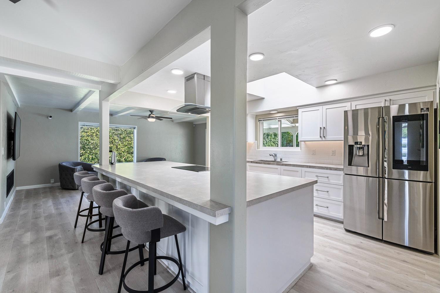 1381 E Revere Rd, Fresno, CA 93720