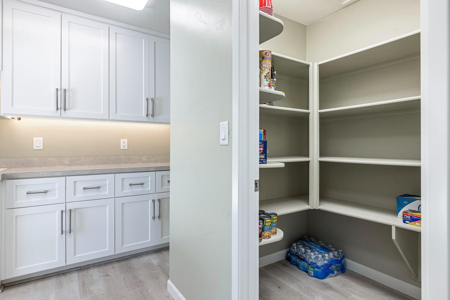 1381 E Revere Rd, Fresno, CA 93720