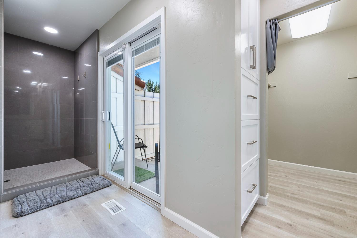 1381 E Revere Rd, Fresno, CA 93720