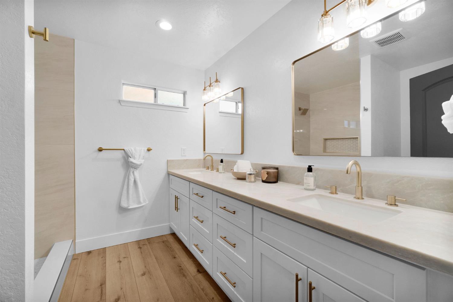 604 W Ellery Ave, Clovis, CA 93612