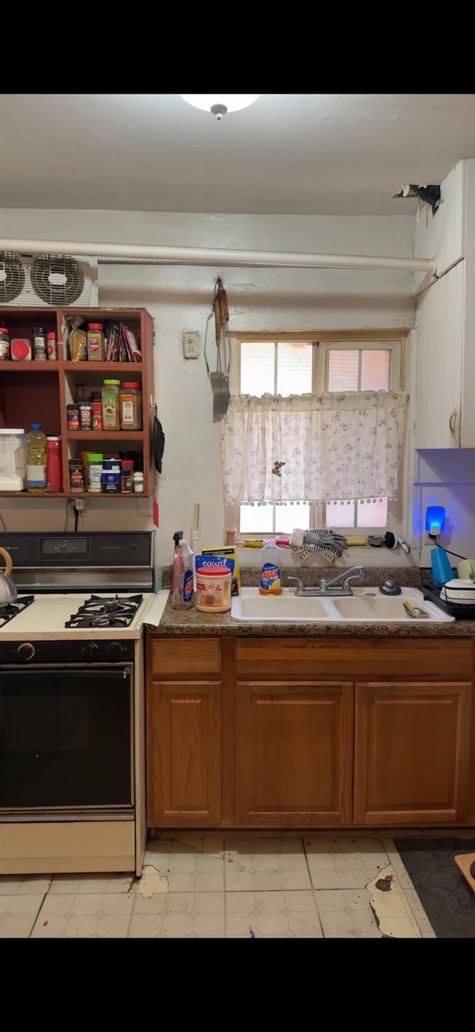 1657 Cypress Way, Merced, CA 95341