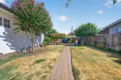 6314 N Glenn Ave, Fresno, CA 93704
