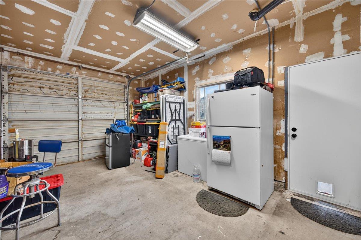 33412 Linson Rd, Tollhouse, CA 93667