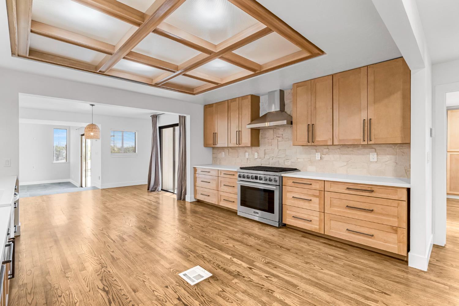 248 S Quality Ave, Sanger, CA 93657
