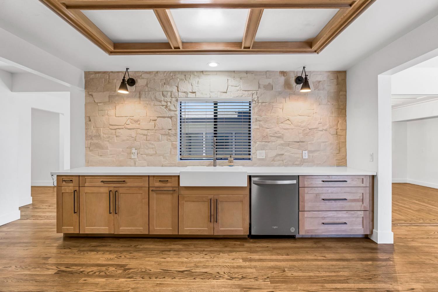 248 S Quality Ave, Sanger, CA 93657