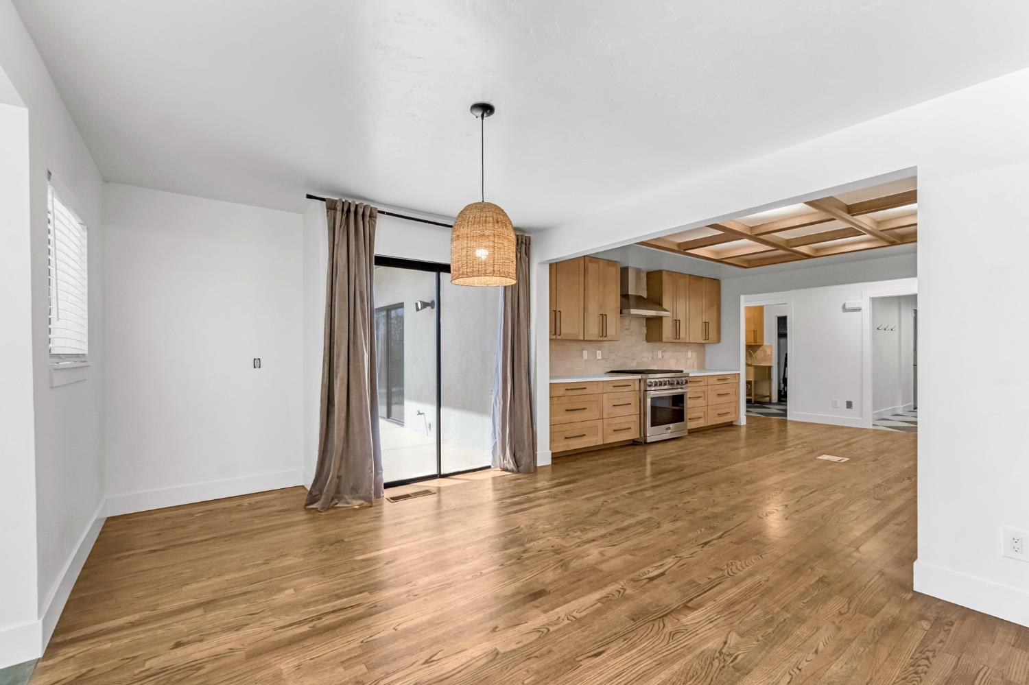 248 S Quality Ave, Sanger, CA 93657