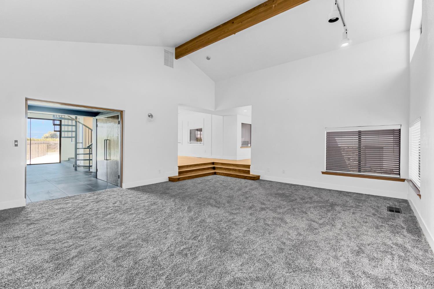 248 S Quality Ave, Sanger, CA 93657