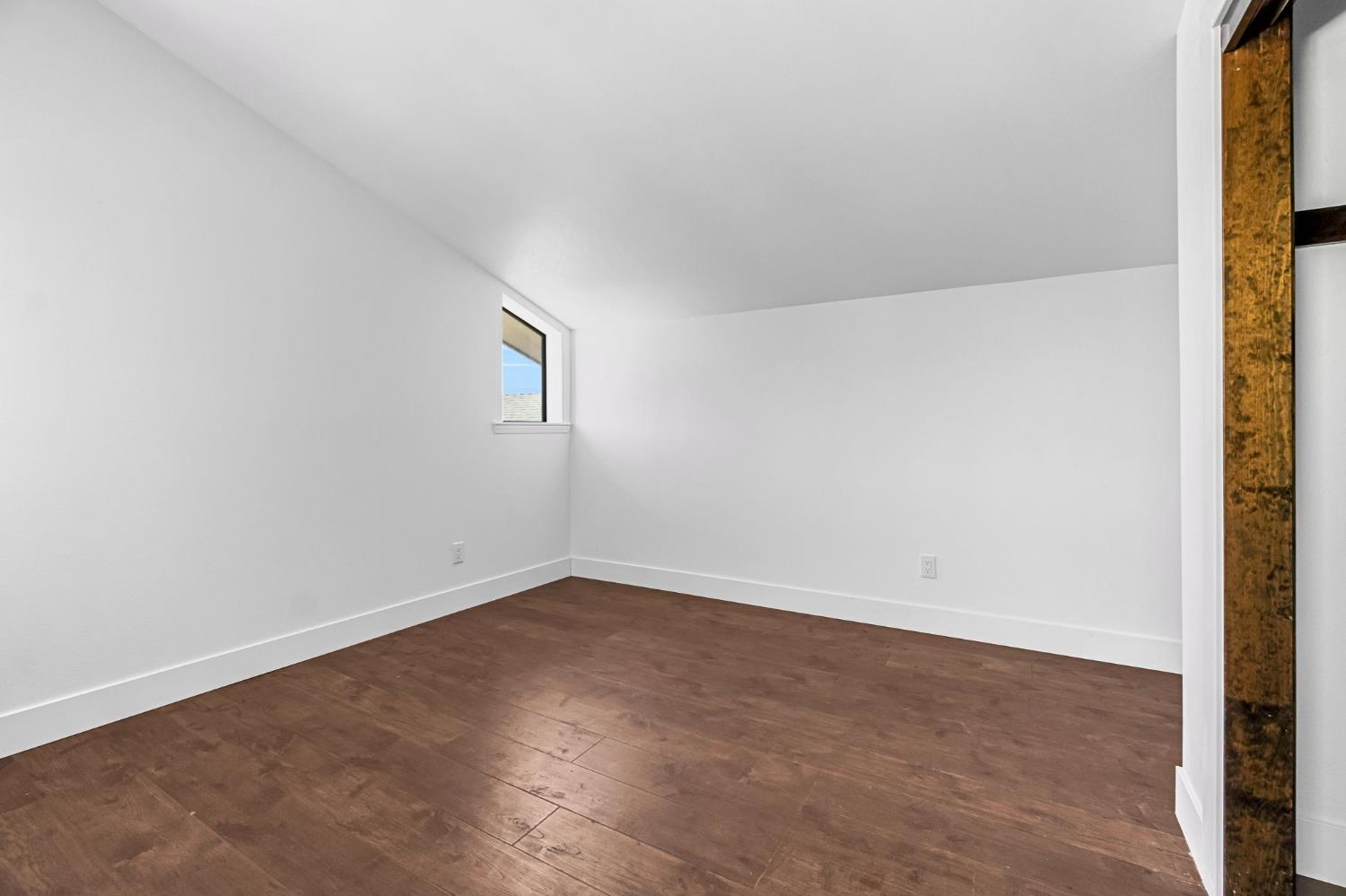 248 S Quality Ave, Sanger, CA 93657