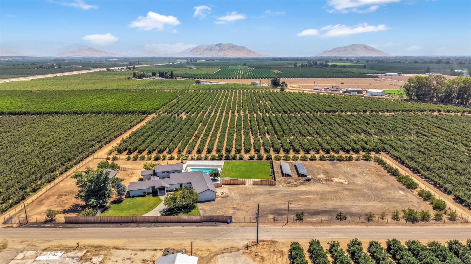 248 S Quality Ave, Sanger, CA 93657