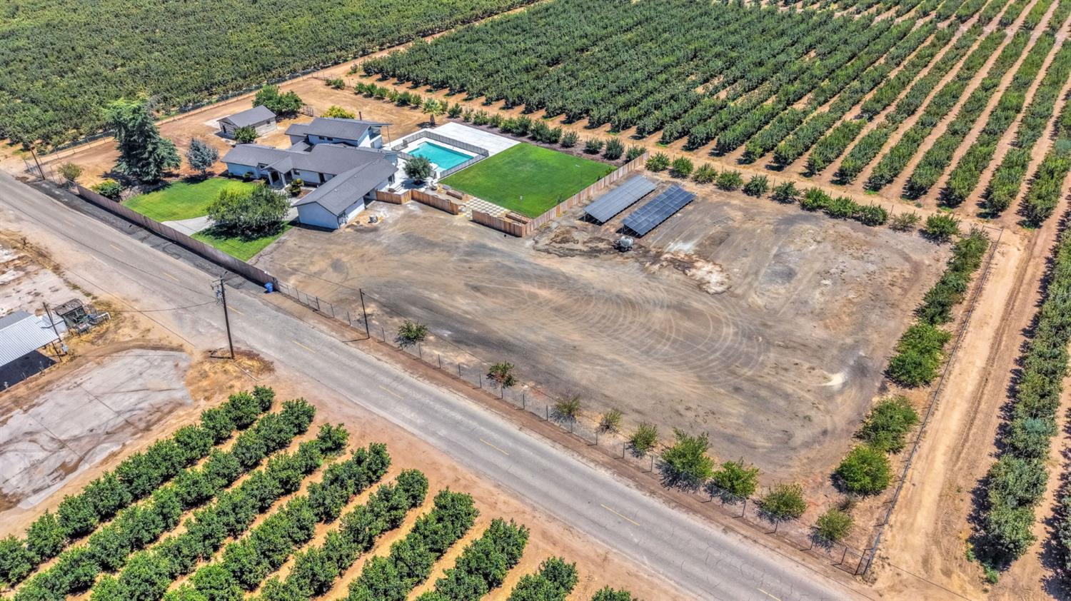 248 S Quality Ave, Sanger, CA 93657