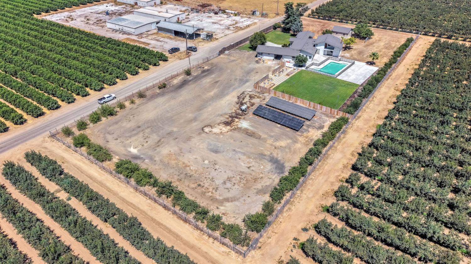 248 S Quality Ave, Sanger, CA 93657