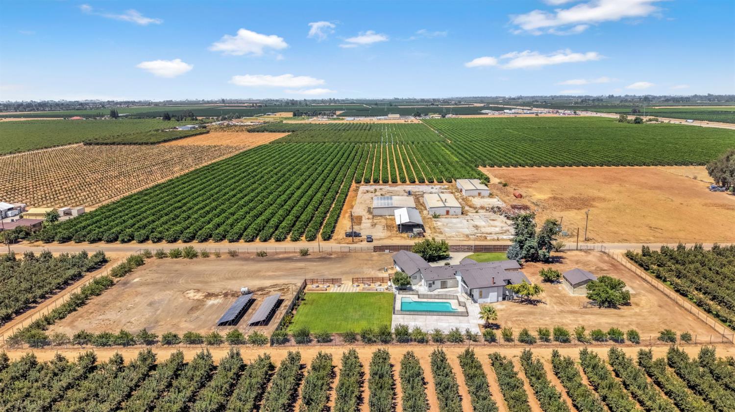 248 S Quality Ave, Sanger, CA 93657