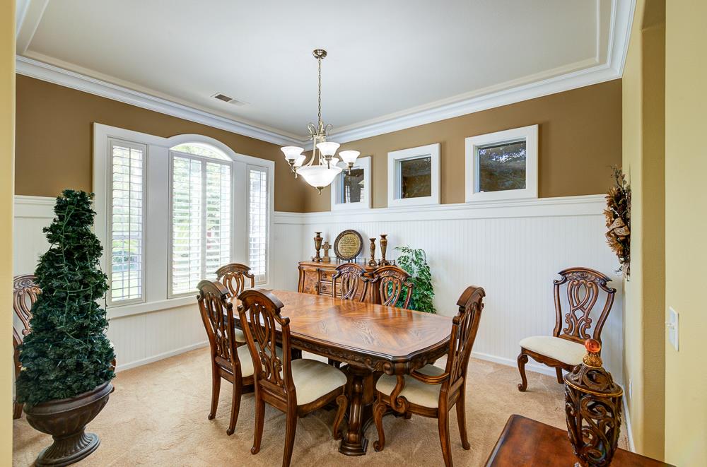 2855 Richert Ave, Clovis, CA 93611