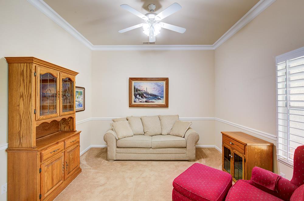 2855 Richert Ave, Clovis, CA 93611