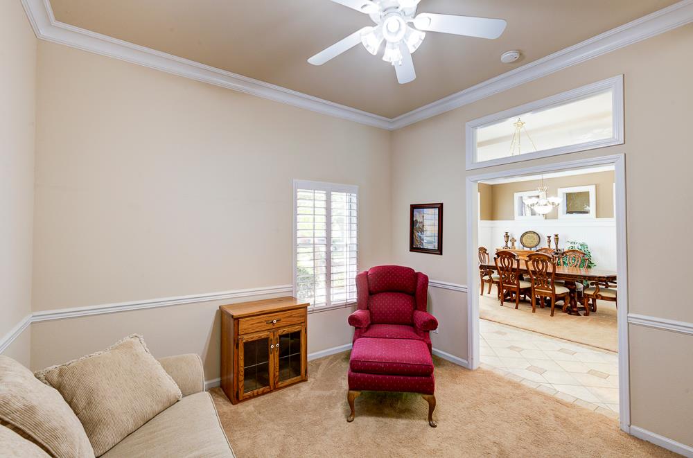 2855 Richert Ave, Clovis, CA 93611