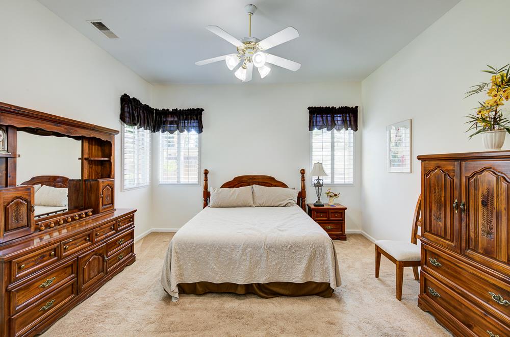 2855 Richert Ave, Clovis, CA 93611