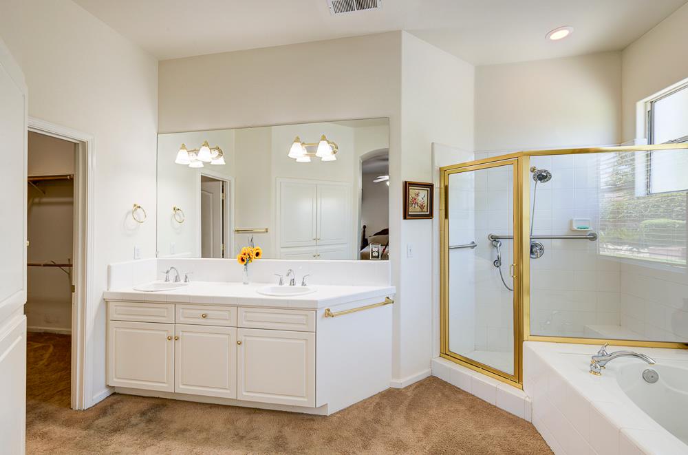 2855 Richert Ave, Clovis, CA 93611