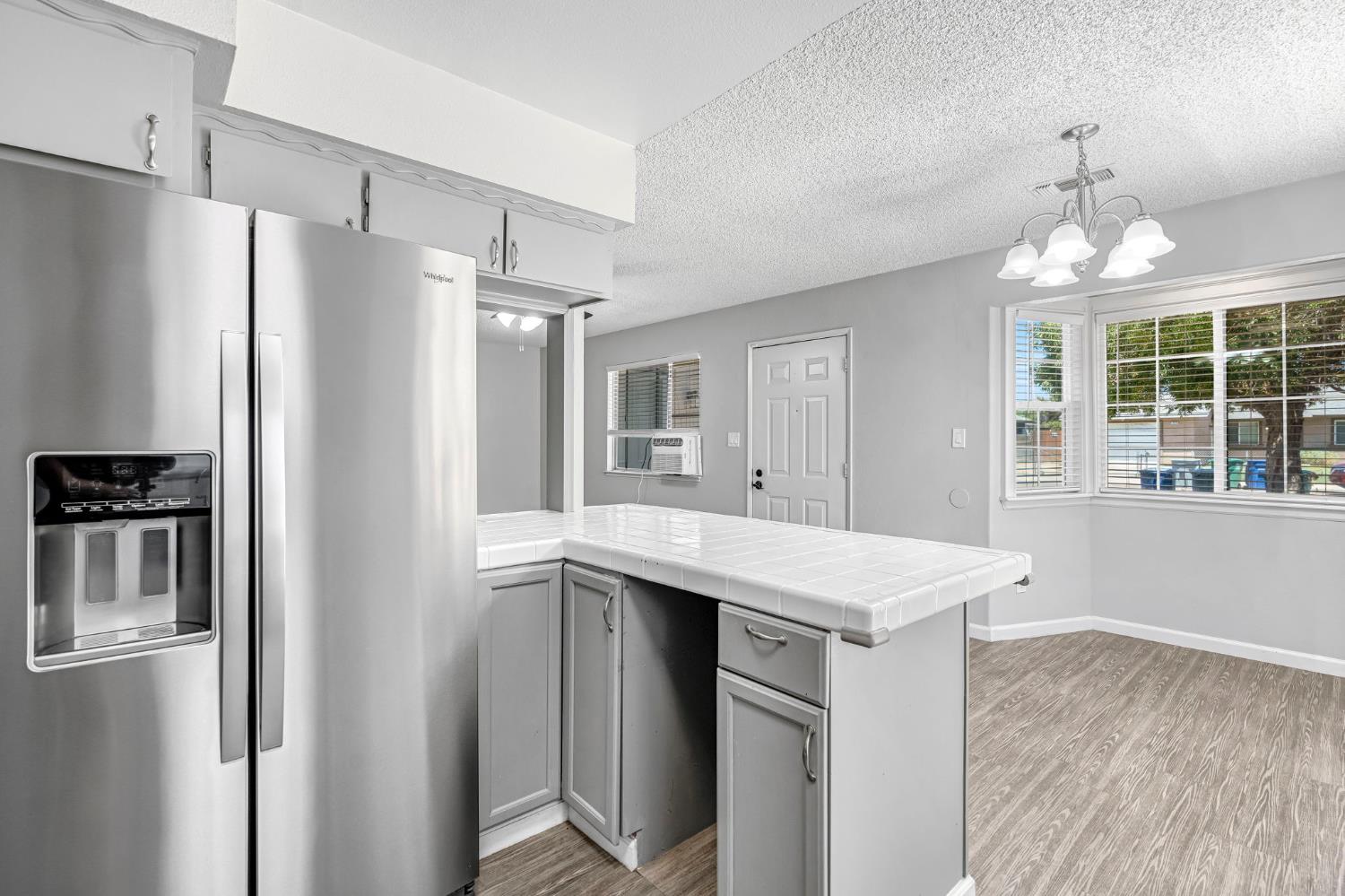 12511 A, Biola, CA 93606