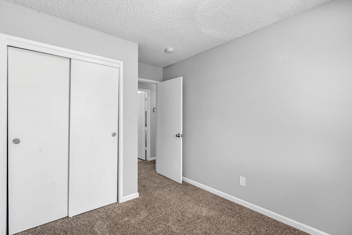 12511 A, Biola, CA 93606