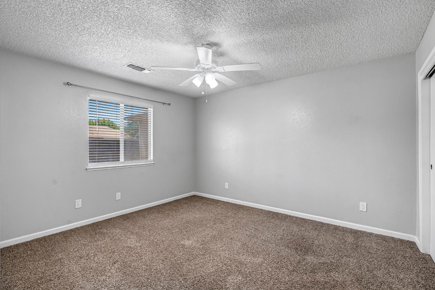 12511 A, Biola, CA 93606