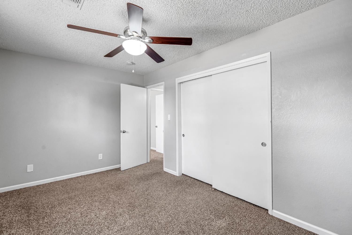 12511 A, Biola, CA 93606