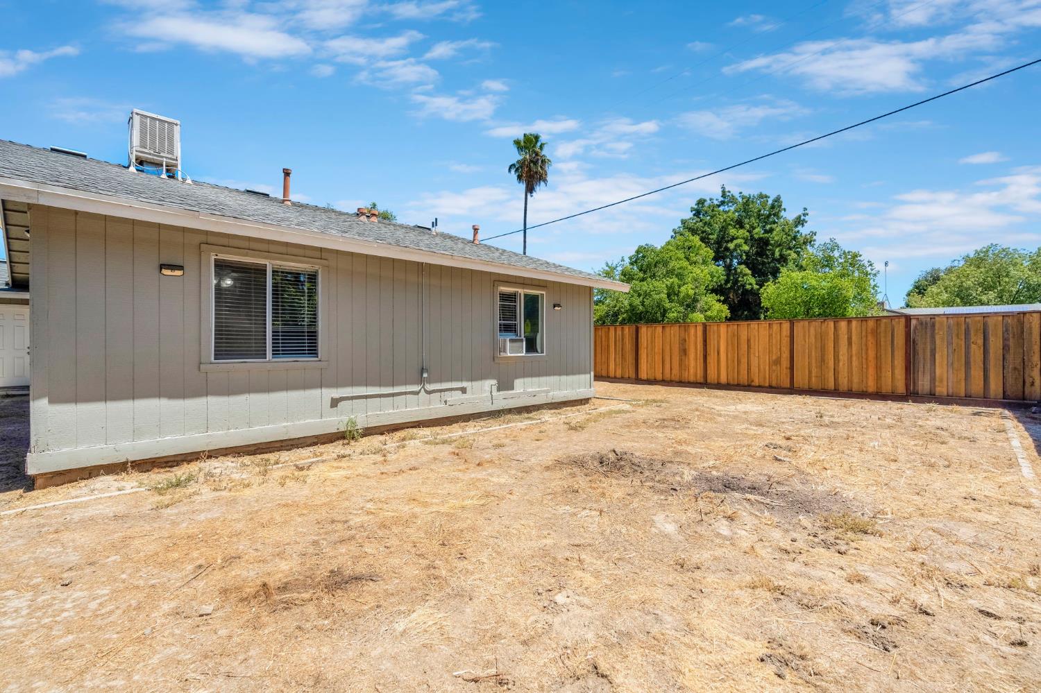 12511 A, Biola, CA 93606
