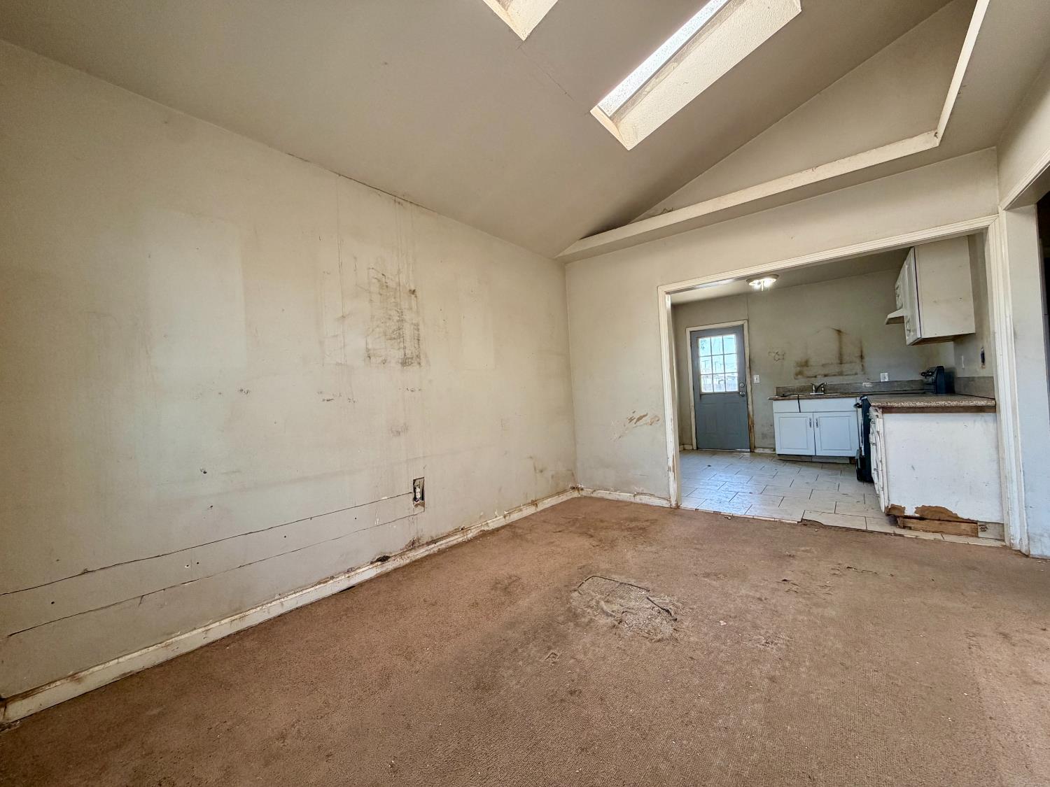 4130 E Mason Ave, Fresno, CA 93725
