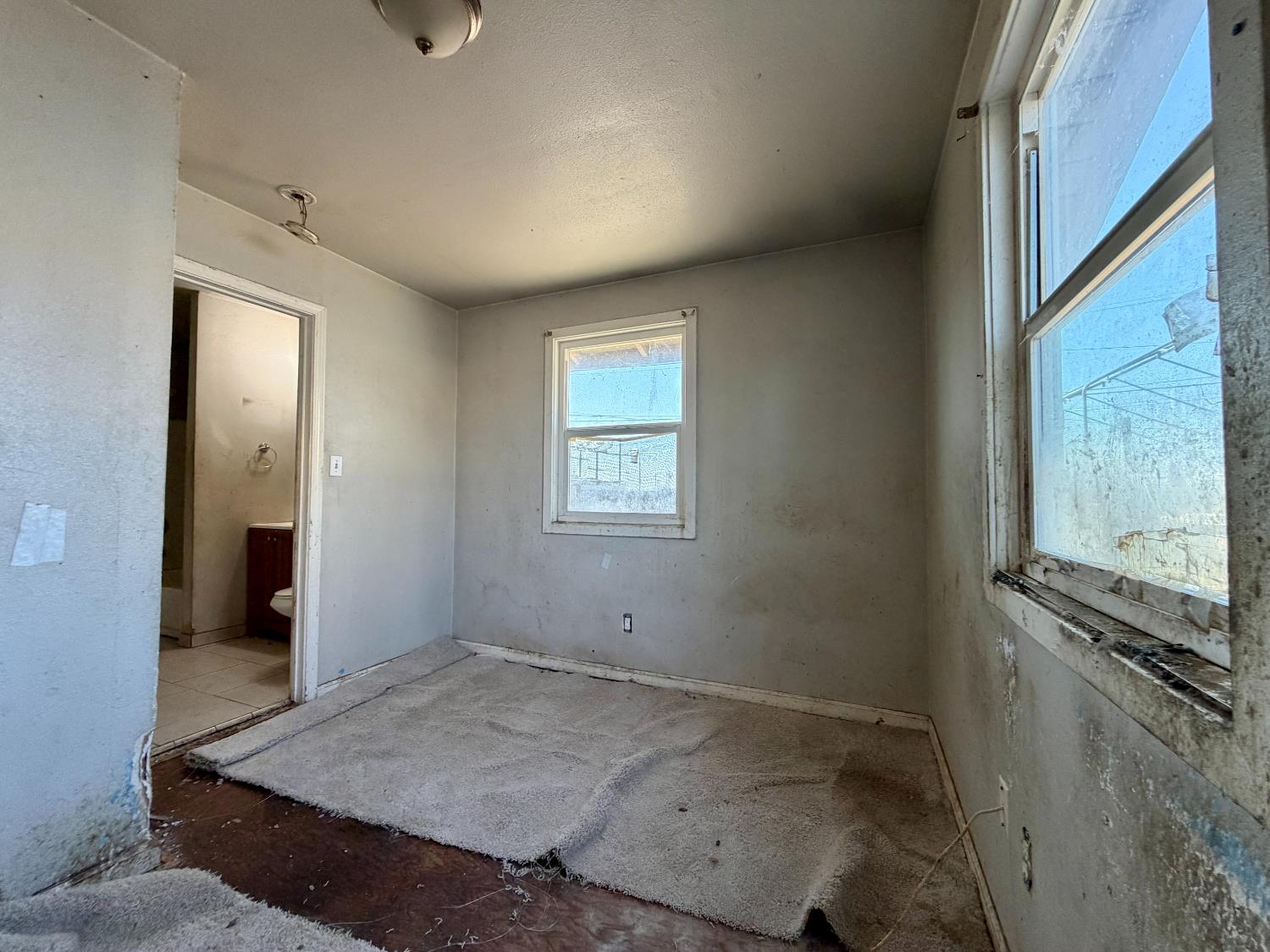 4130 E Mason Ave, Fresno, CA 93725