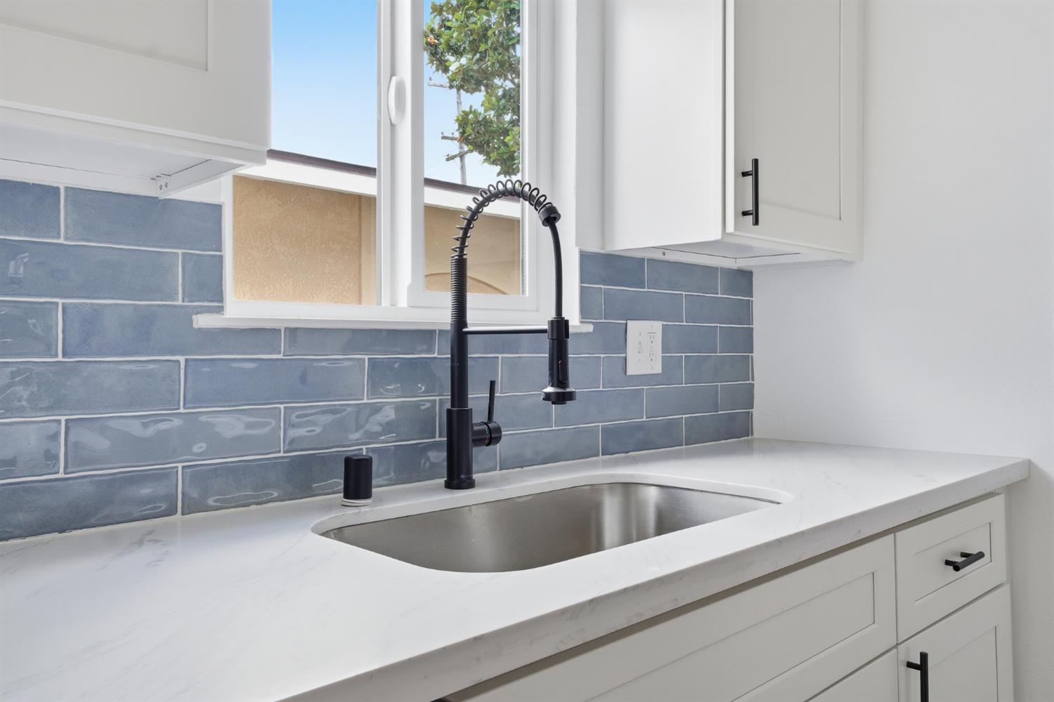 2554 Harvard Ave, Clovis, CA 93612