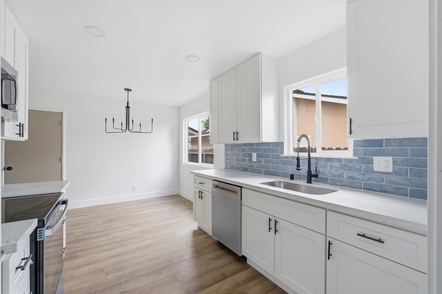 2554 Harvard Ave, Clovis, CA 93612