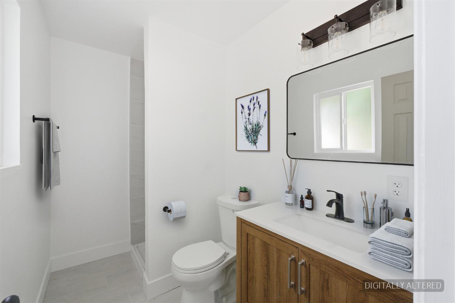 2554 Harvard Ave, Clovis, CA 93612