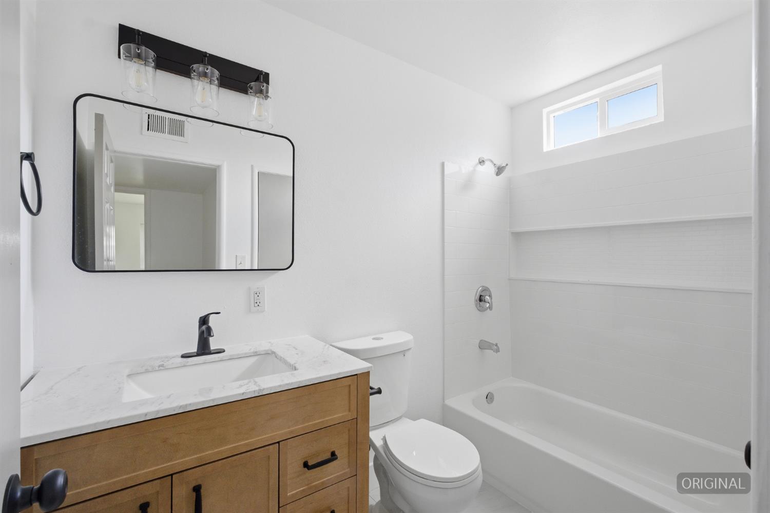 2554 Harvard Ave, Clovis, CA 93612