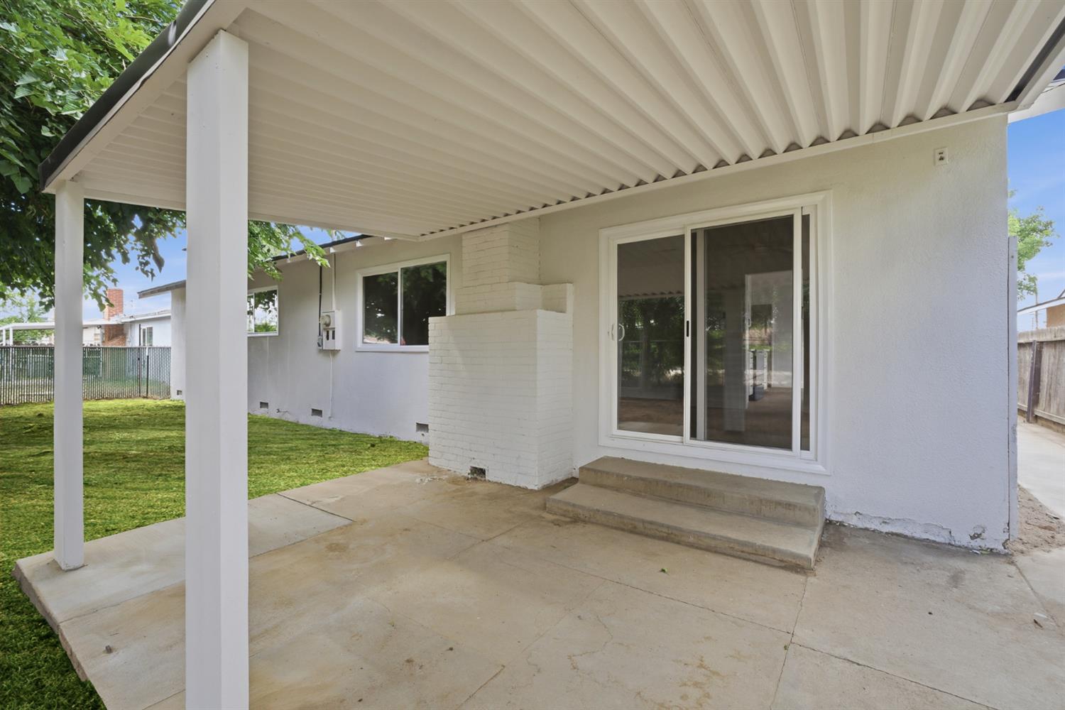 2554 Harvard Ave, Clovis, CA 93612