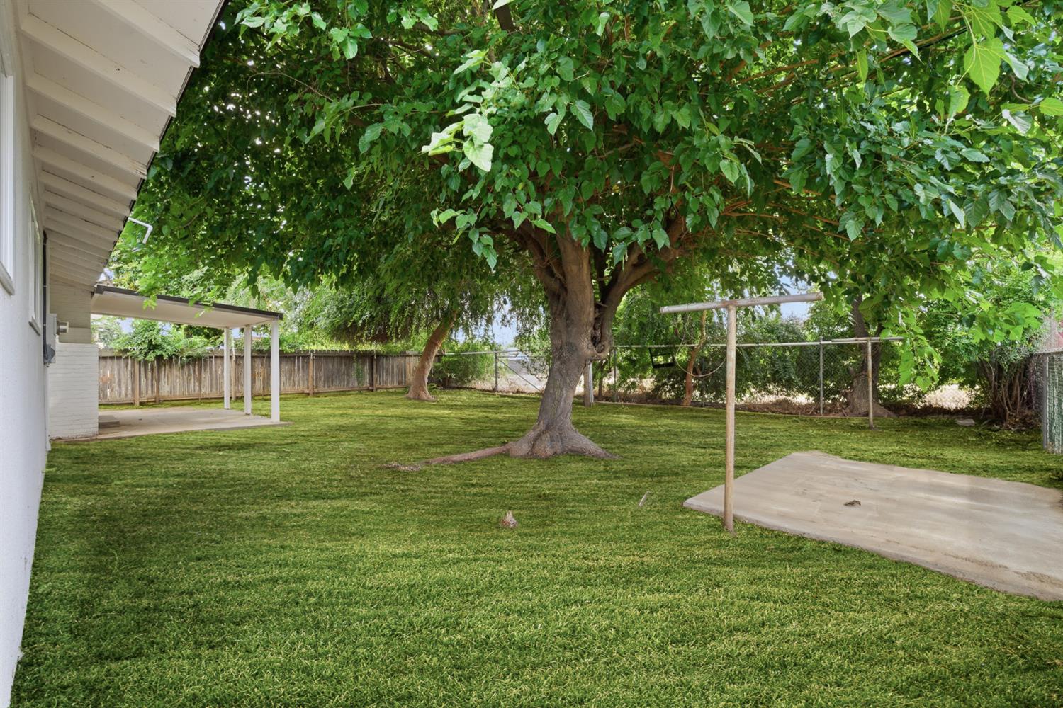 2554 Harvard Ave, Clovis, CA 93612