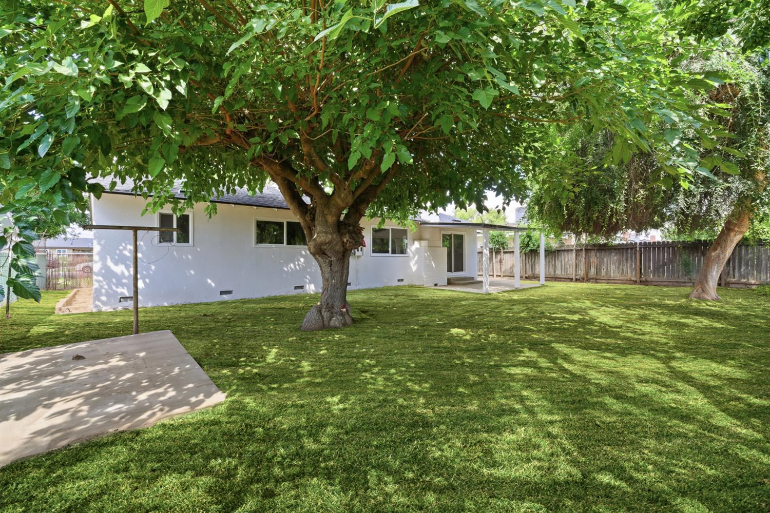 2554 Harvard Ave, Clovis, CA 93612