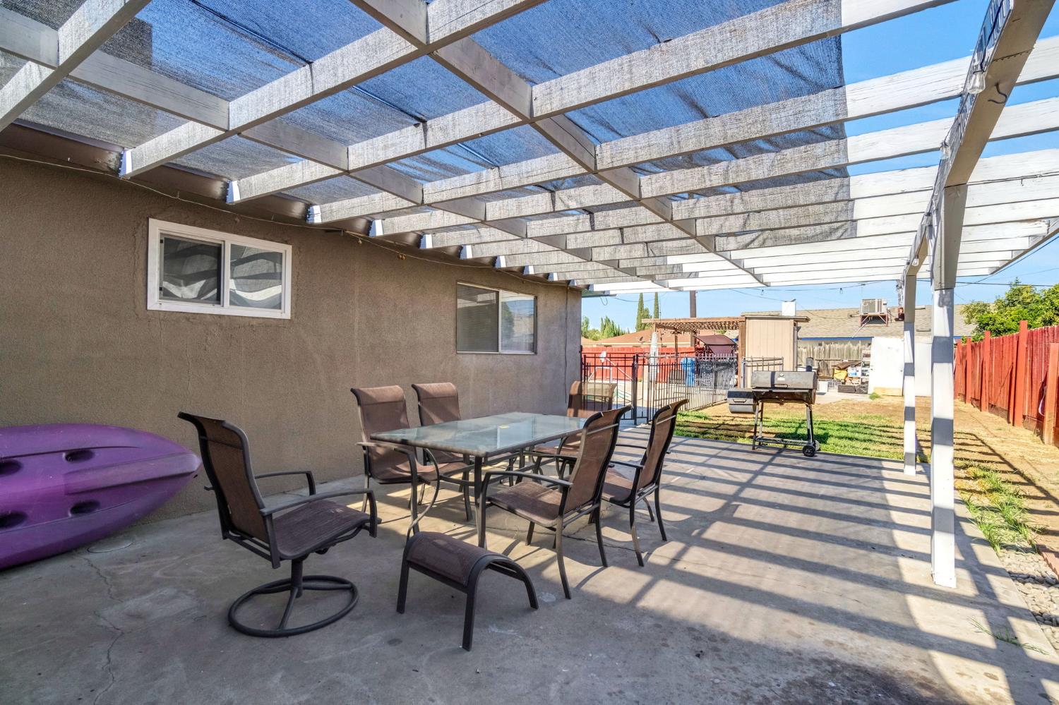 1016 Cutting St, Madera, CA 93638