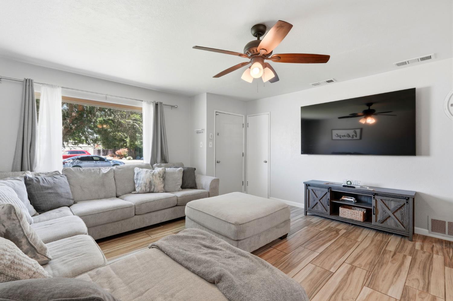 1519 Aspen St, Selma, CA 93662