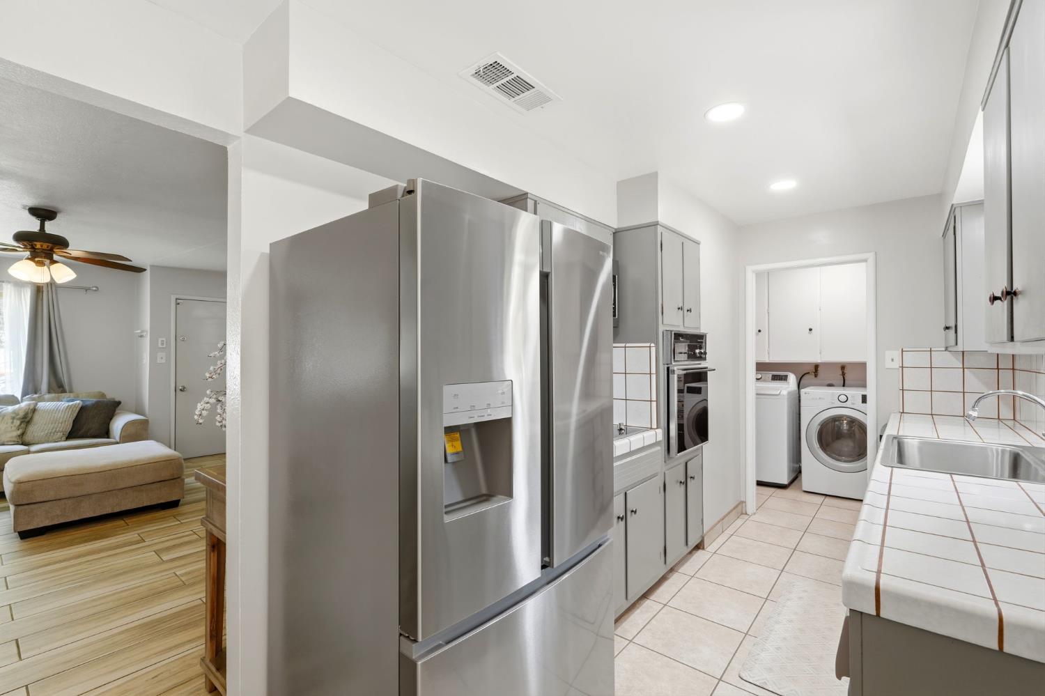 1519 Aspen St, Selma, CA 93662