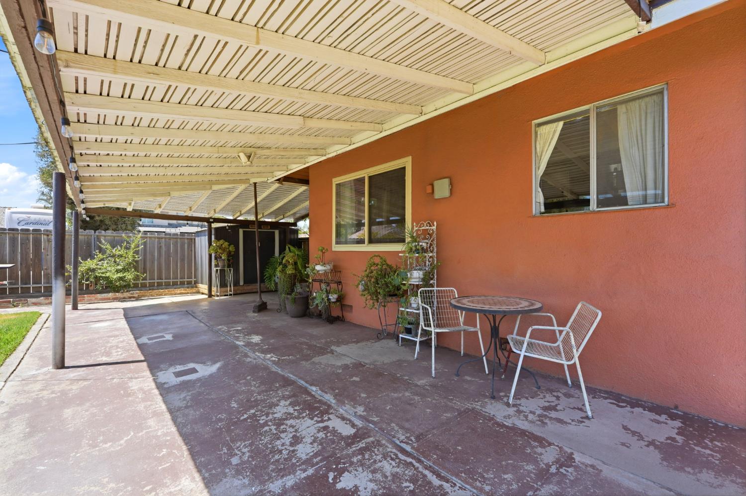 1519 Aspen St, Selma, CA 93662