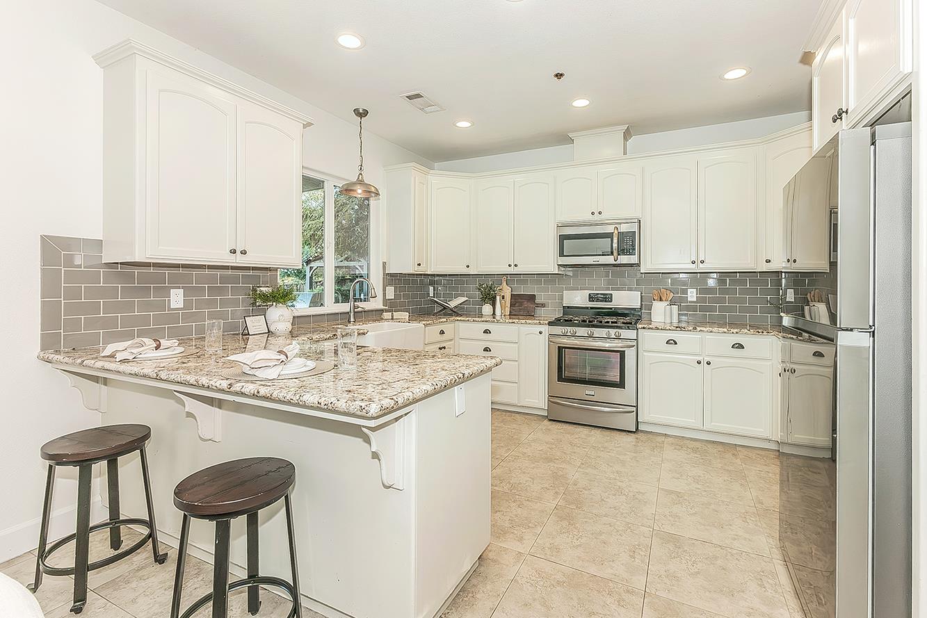 16099 Anaconda Rd, Madera, CA 93636
