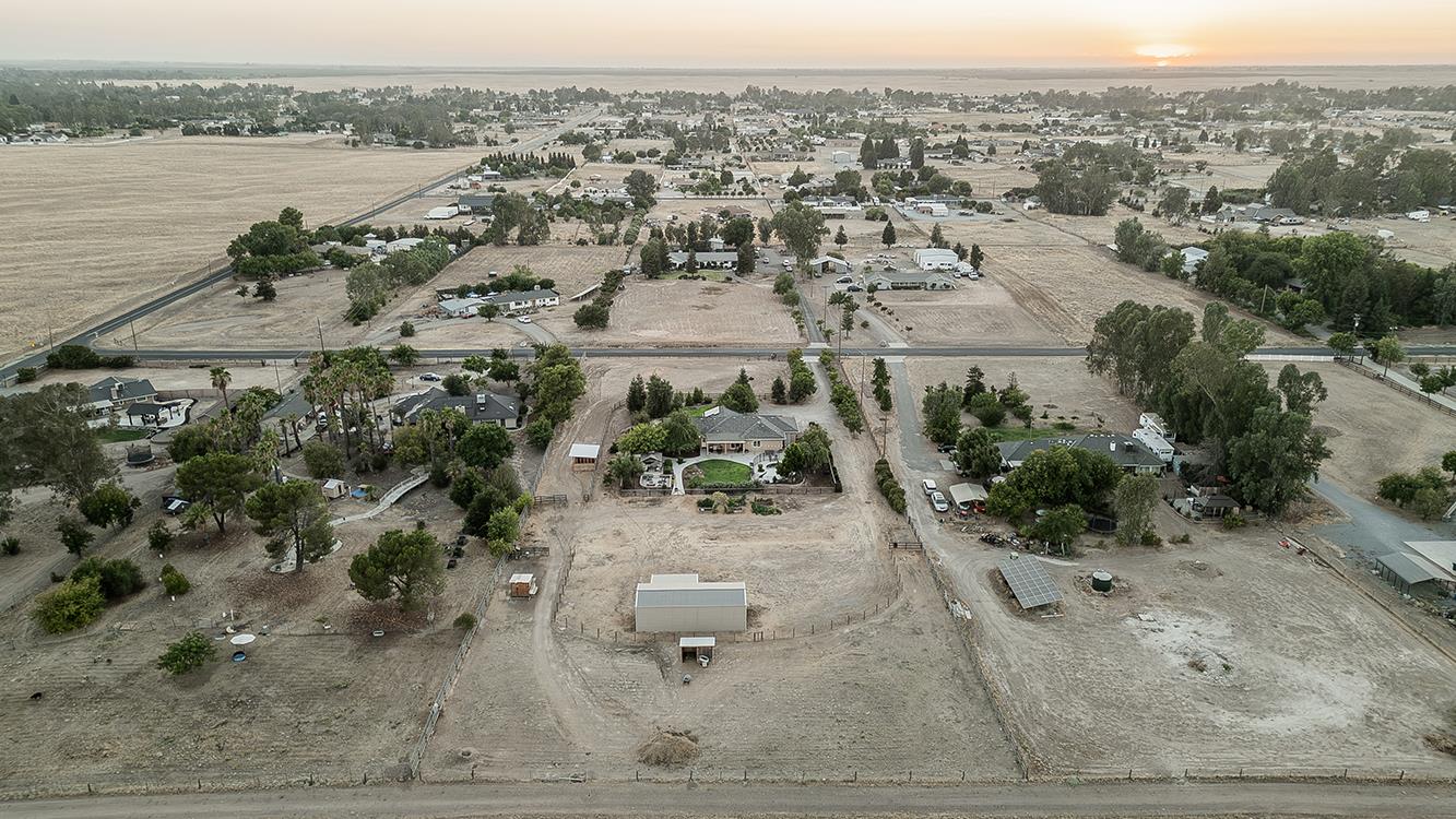 16099 Anaconda Rd, Madera, CA 93636