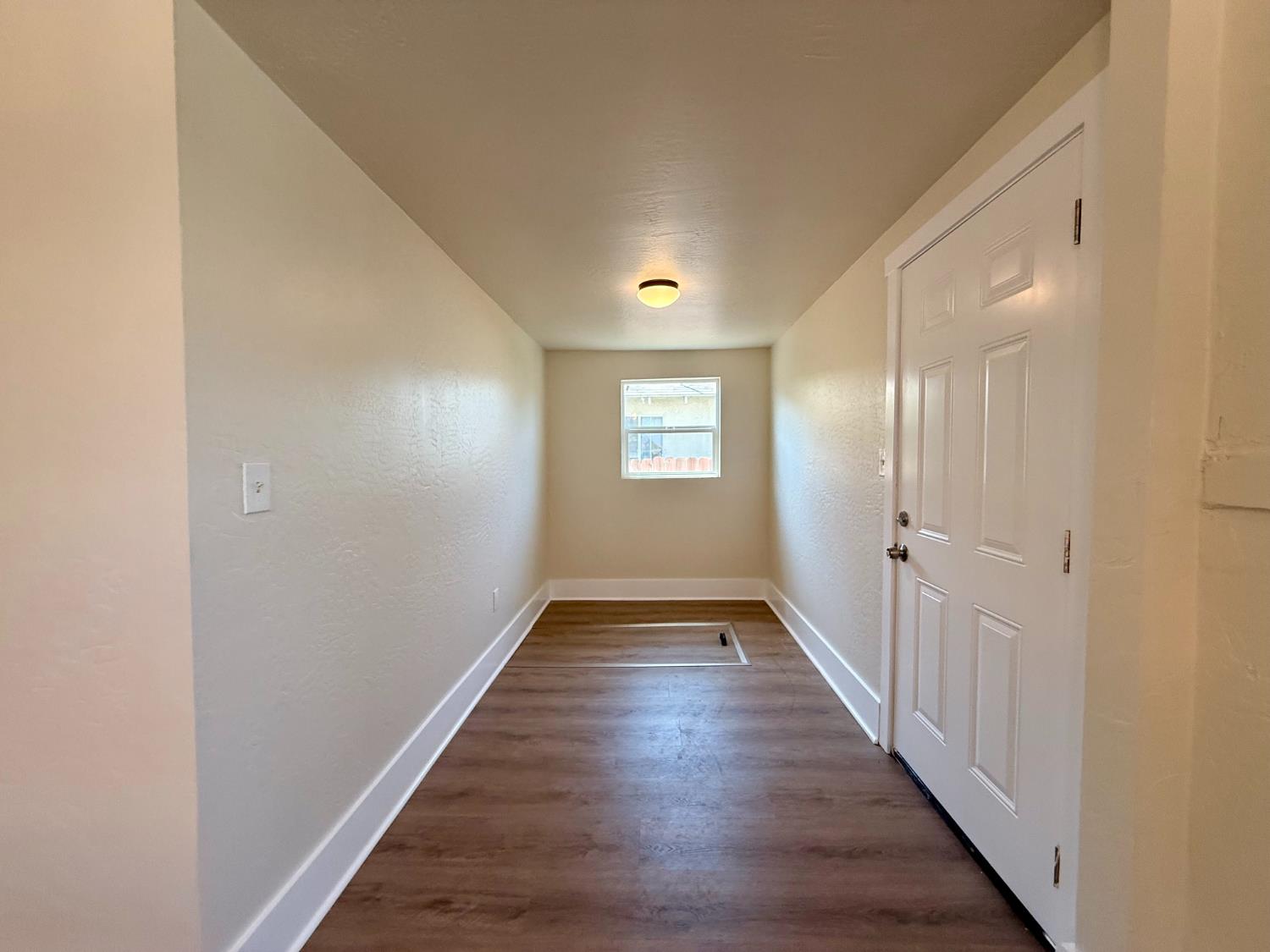 1929 E Grant Ave, Fresno, CA 93701