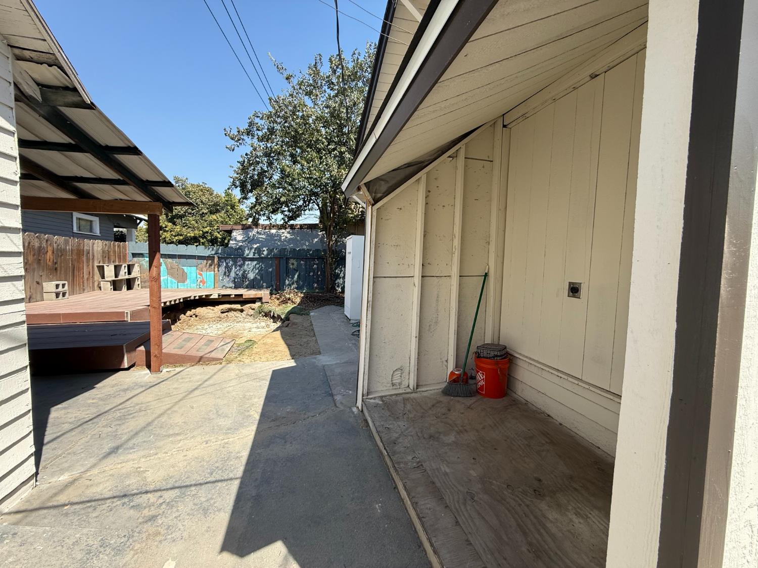 1929 E Grant Ave, Fresno, CA 93701