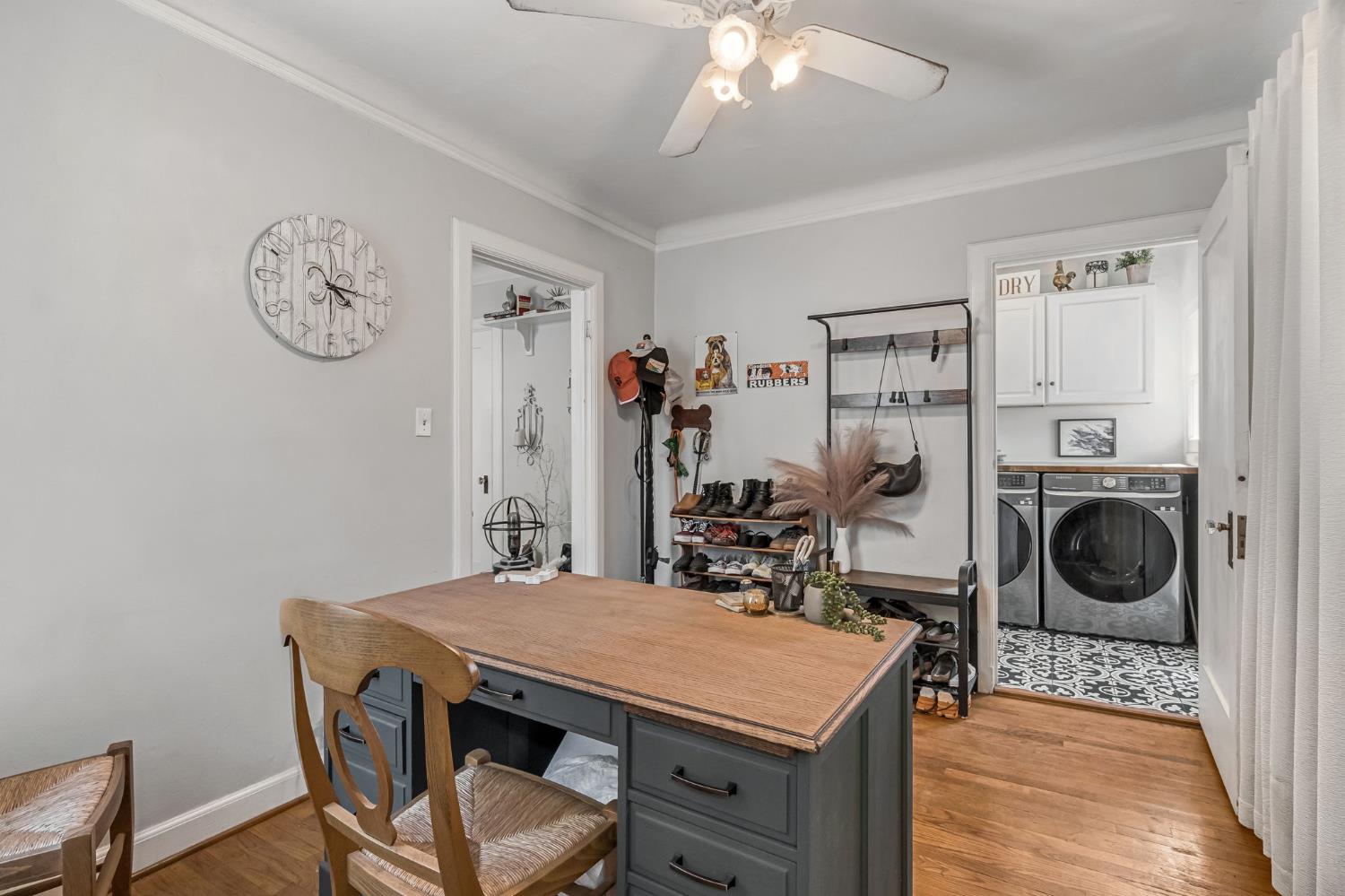 366 E Olive Ave, Fresno, CA 93728