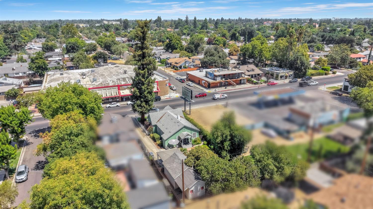366 E Olive Ave, Fresno, CA 93728