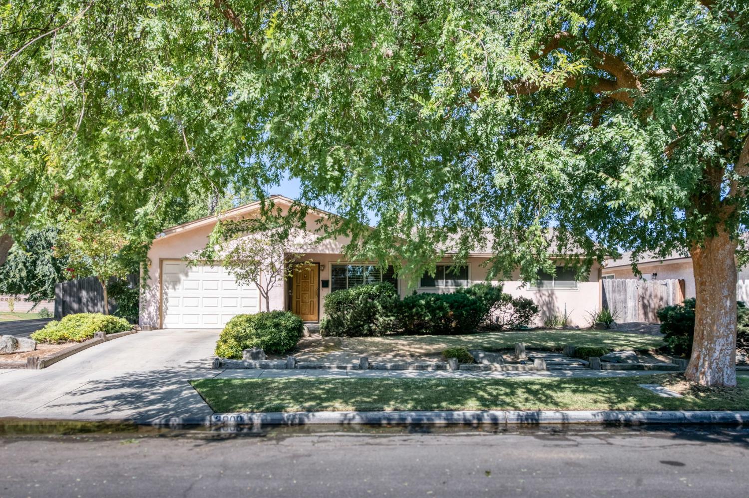 3909 N Cheryl Ave, Fresno, CA 93705