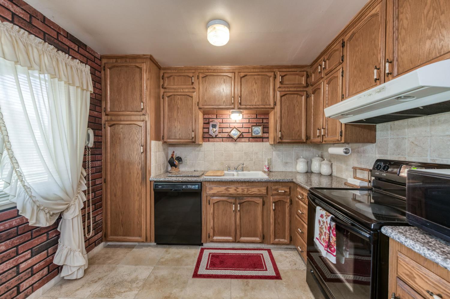 3909 N Cheryl Ave, Fresno, CA 93705