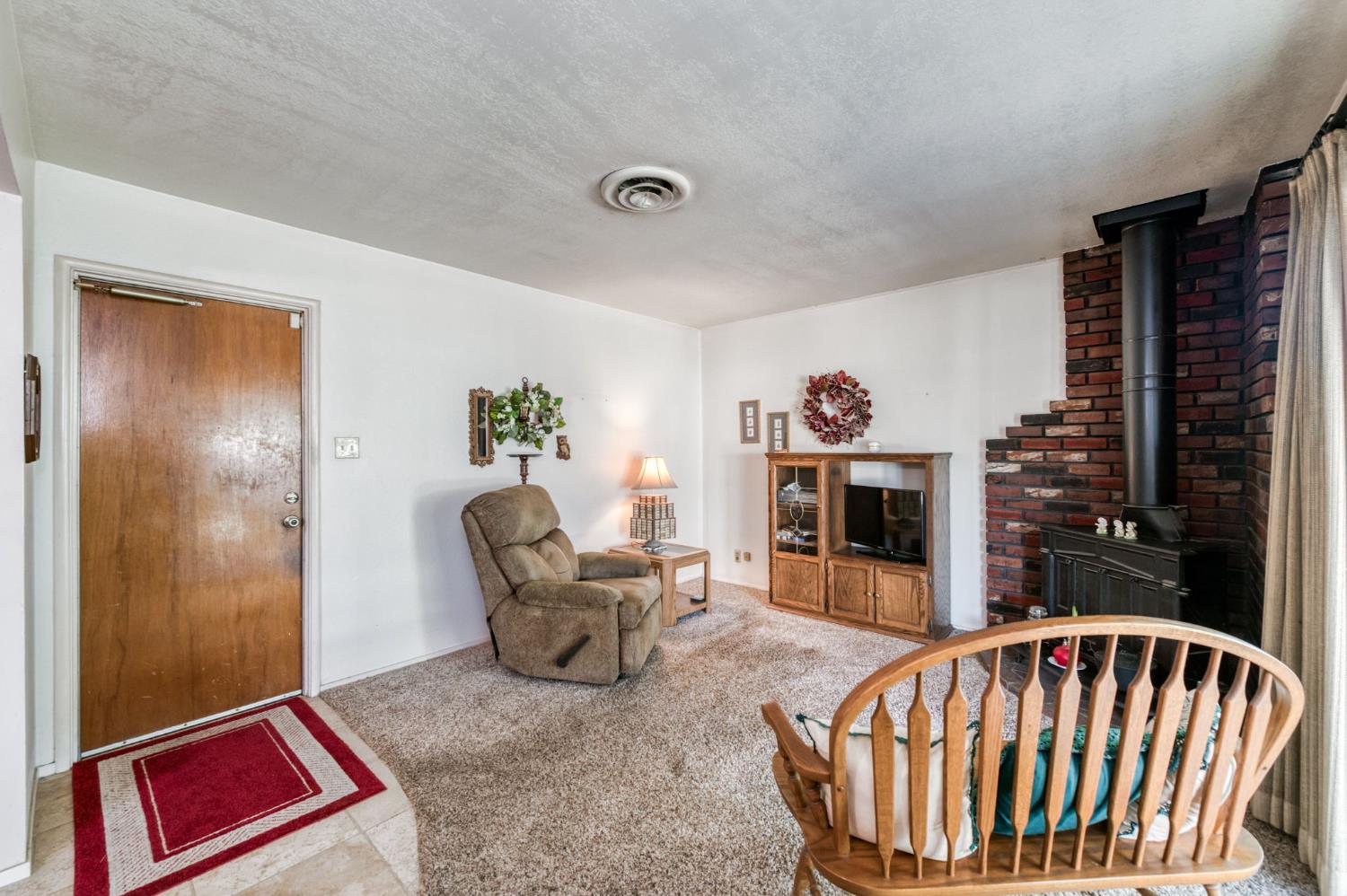 3909 N Cheryl Ave, Fresno, CA 93705