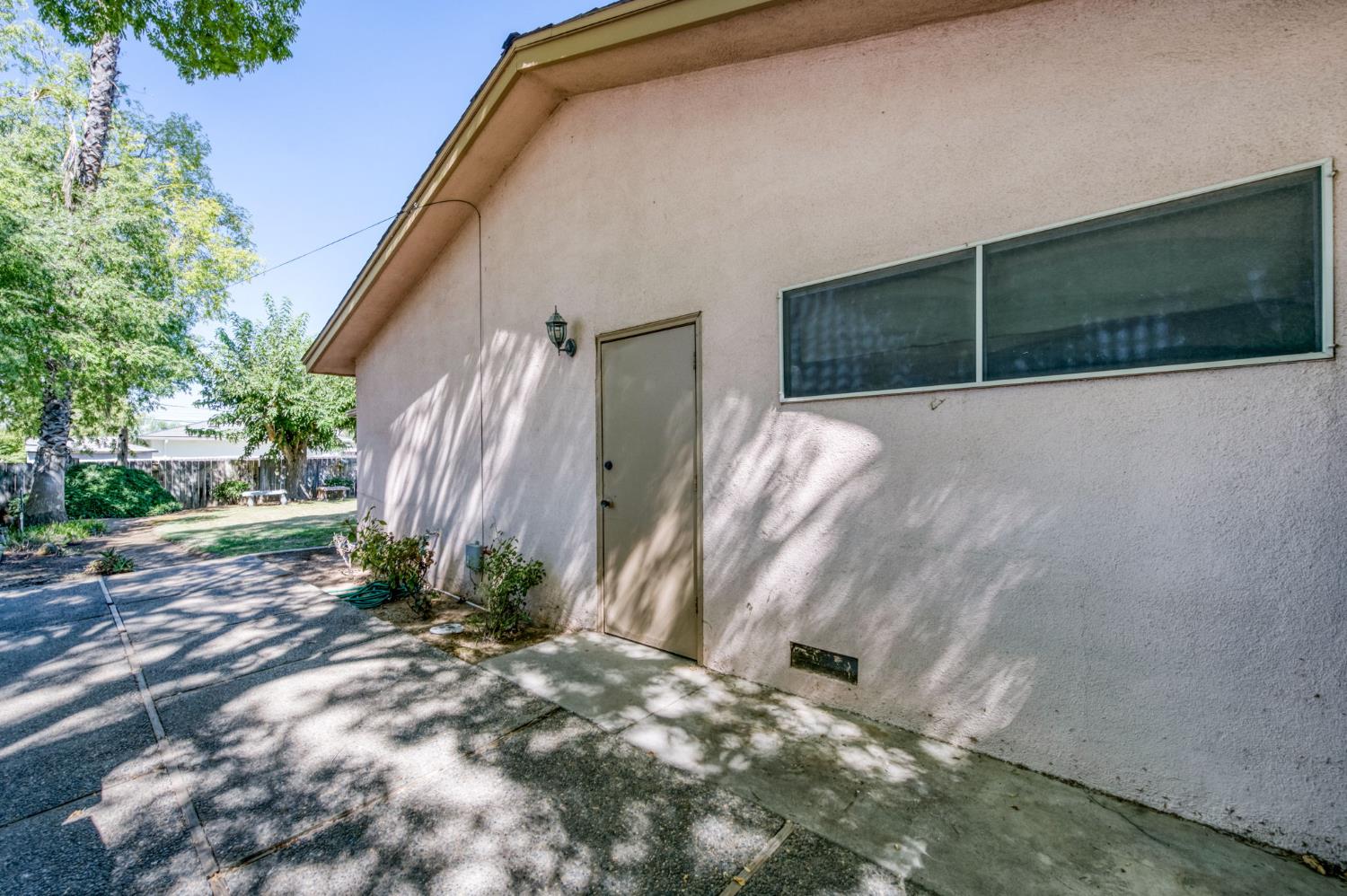 3909 N Cheryl Ave, Fresno, CA 93705